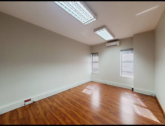 278M² OFFICE TO LET IN CARLSWALD